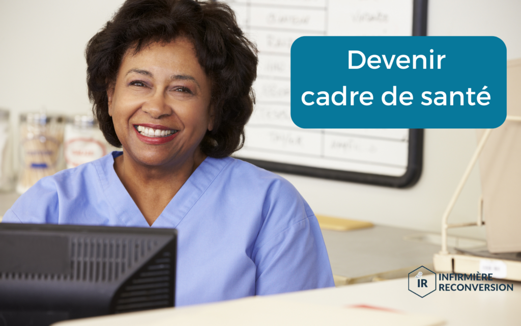 infirmière cadre de santé dans son bureau